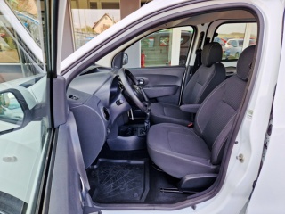 https://www.evidenceautobazaru.cz/data/2025/04/14/imgs/37467_dibqf.jpg