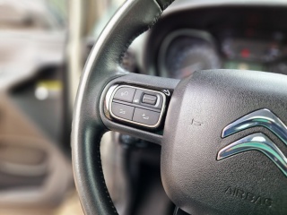 https://www.evidenceautobazaru.cz/data/2025/04/25/imgs/37873_nuaoj.jpg