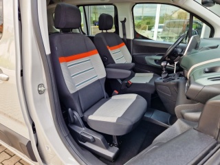 https://www.evidenceautobazaru.cz/data/2025/04/25/imgs/37873_yjdcs.jpg