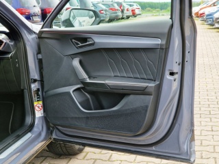 https://www.evidenceautobazaru.cz/data/2025/05/07/imgs/38208_6y3k7.jpg