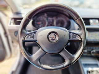 https://www.evidenceautobazaru.cz/data/2025/05/26/imgs/23377_eoof6.jpg