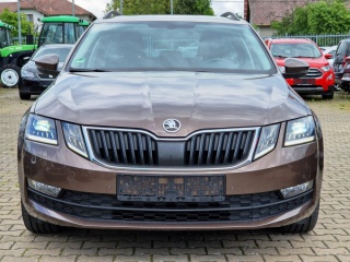 https://www.evidenceautobazaru.cz/data/2025/05/27/imgs/38974_f7mmk.jpg