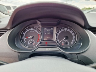 https://www.evidenceautobazaru.cz/data/2025/05/27/imgs/38974_3u7ne.jpg