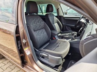 https://www.evidenceautobazaru.cz/data/2025/05/27/imgs/38974_qh5dd.jpg