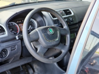 https://www.evidenceautobazaru.cz/data/2025/06/04/imgs/39064_y56ni.jpg