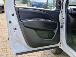 https://www.evidenceautobazaru.cz/data/2025/06/10/imgs/40667_mn1fu.jpg