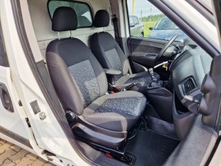 https://www.evidenceautobazaru.cz/data/2025/06/10/imgs/40667_byfqy.jpg