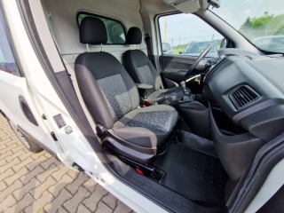 https://www.evidenceautobazaru.cz/data/2025/06/10/imgs/40667_m25tt.jpg