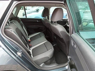 https://www.evidenceautobazaru.cz/data/2023_04_14/imgs/11859_jax3i.jpg