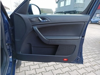 https://www.evidenceautobazaru.cz/data/2023_04_25/imgs/12363_zmd7u.jpg