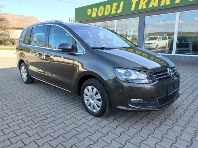 Volkswagen Sharan 2.0TDi 103KW CUP NAVI XEN 7.MÍST