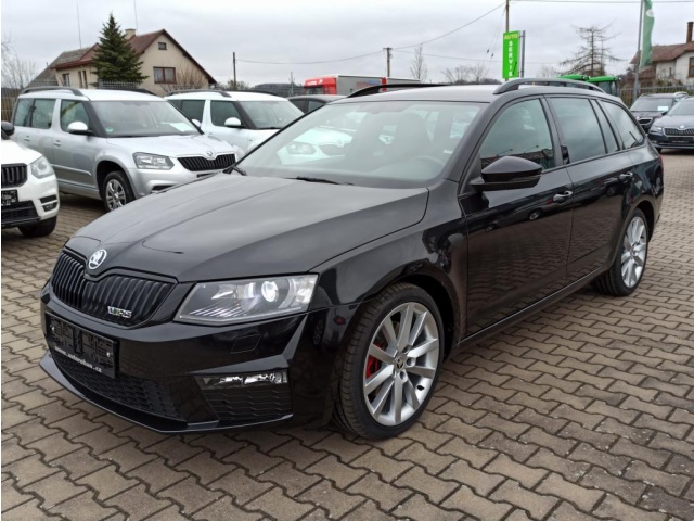 Škoda Octavia RS 2.0TDi 135KW DSG NAVI XENONY