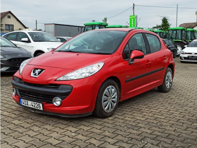 Peugeot 207 1.4i 54KW KLIMA 2X KOLA