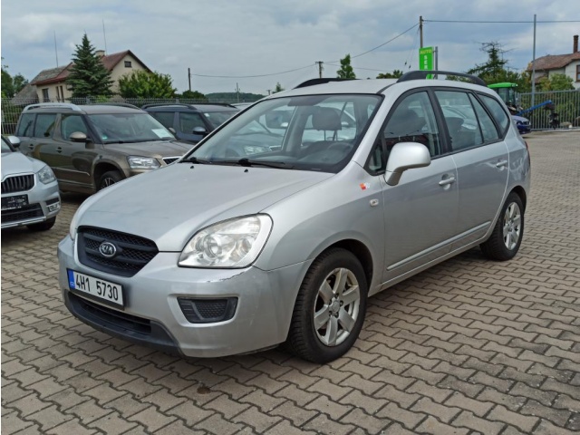 Kia Carens 2.0i 106KW