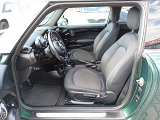https://www.evidenceautobazaru.cz/data/2023_01_02/imgs/7304_jxrxt.jpg