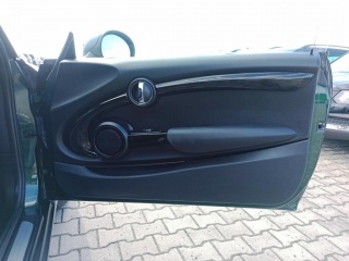 https://www.evidenceautobazaru.cz/data/2023_01_02/imgs/7304_xqkjl.jpg