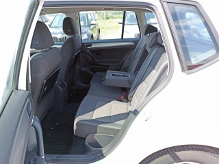 https://www.evidenceautobazaru.cz/data/2023_01_02/imgs/7306_tx27v.jpg