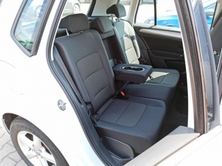 https://www.evidenceautobazaru.cz/data/2023_01_02/imgs/7306_yxz4d.jpg