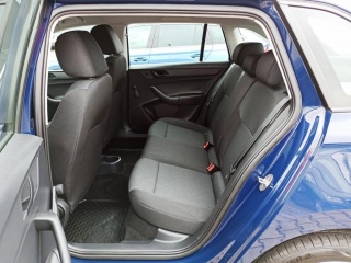https://www.evidenceautobazaru.cz/data/2023_01_02/imgs/7322_1la2m.jpg