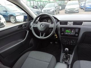 https://www.evidenceautobazaru.cz/data/2023_01_02/imgs/7322_r2lv2.jpg