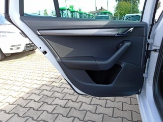 https://www.evidenceautobazaru.cz/data/2023_01_02/imgs/7328_j374u.jpg
