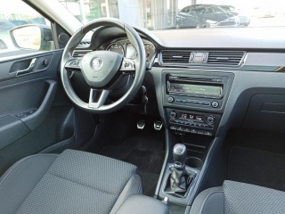 https://www.evidenceautobazaru.cz/data/2023_01_02/imgs/7338_l9cmm.jpg