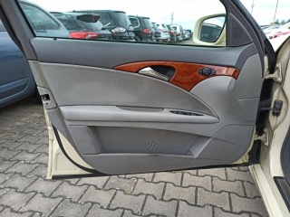 https://www.evidenceautobazaru.cz/data/2023_01_02/imgs/7343_736xe.jpg