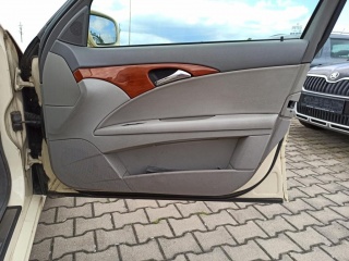 https://www.evidenceautobazaru.cz/data/2023_01_02/imgs/7343_by9h5.jpg