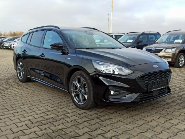 Ford Focus 1.5i EB 134KW 8°AT ST line LED