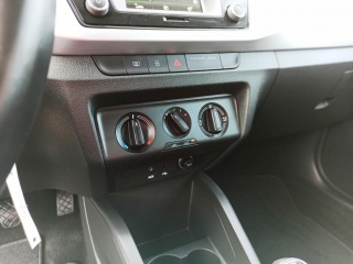 https://www.evidenceautobazaru.cz/data/2023_01_02/imgs/7370_qll6j.jpg