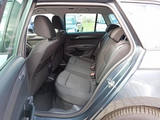 https://www.evidenceautobazaru.cz/data/2023_01_02/imgs/7370_2056y.jpg