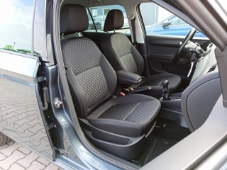 https://www.evidenceautobazaru.cz/data/2023_01_02/imgs/7370_4co0j.jpg