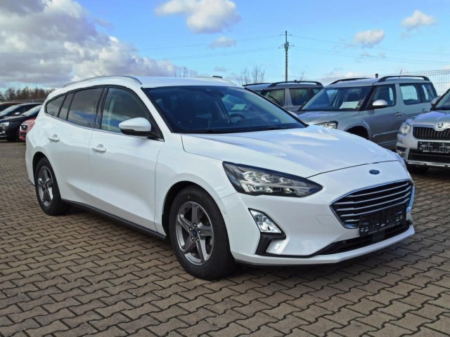 Ford Focus 1.5TDCi 88KW 8°AUT WEBASTO LED