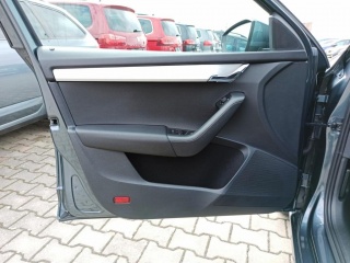 https://www.evidenceautobazaru.cz/data/2023_01_02/imgs/7382_dys5c.jpg