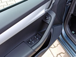 https://www.evidenceautobazaru.cz/data/2023_01_02/imgs/7382_v4xnw.jpg