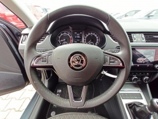 https://www.evidenceautobazaru.cz/data/2023_01_02/imgs/7382_0e4lp.jpg