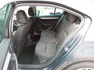 https://www.evidenceautobazaru.cz/data/2023_01_02/imgs/7382_88a8w.jpg
