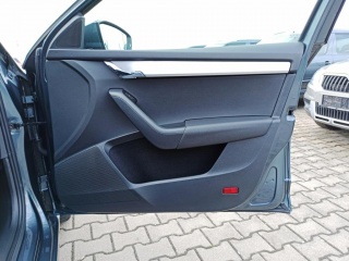 https://www.evidenceautobazaru.cz/data/2023_01_02/imgs/7382_znwkn.jpg