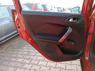 https://www.evidenceautobazaru.cz/data/2023_01_02/imgs/7398_3pvdd.jpg