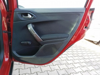 https://www.evidenceautobazaru.cz/data/2023_01_02/imgs/7398_9gjw6.jpg