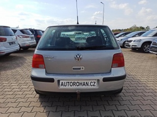https://www.evidenceautobazaru.cz/data/2023_01_02/imgs/7403_3xl0b.jpg